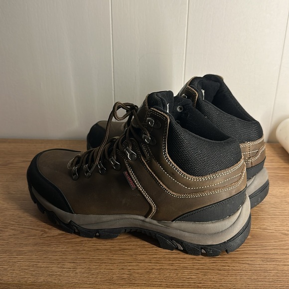 Guide Series Waterproof Hiking Boots